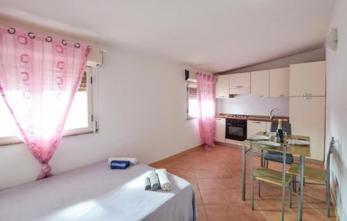 Palmi Apartment | Amazing Apartment In Palmi With House Sea View