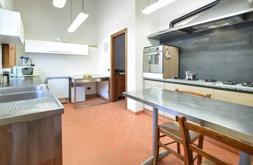 Pieve al Bagnoro House | Amazing home in Palazzo del Pero (AR) with WiFi