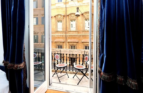Rome City Centre Apartment | Amazing Suite Piazza Venezia Suite Int. 3