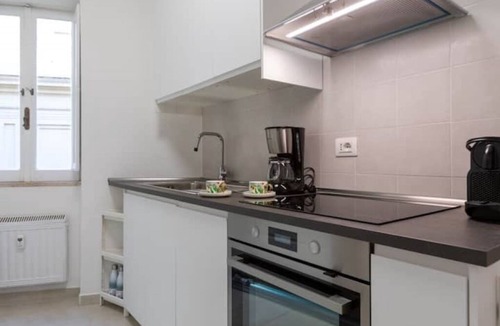 Rione V Ponte Apartment | AMELIE SUITE NAVONA