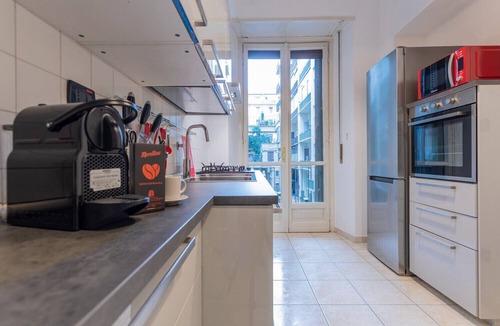 Historic Centre Apartment | Amendola House by Wonderful Italy