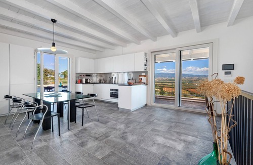 Campagnatico Villa | AMORE RENTALS - Villa Ambretta with Private Swimming Pool, Garden and Barbecue