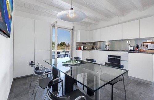 Campagnatico Villa | AMORE RENTALS - Villa Ambretta with Private Swimming Pool, Garden and Barbecue