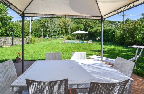 Bivio Lugnano House | An original cottage in an old mill with large fenced garden and private pool.