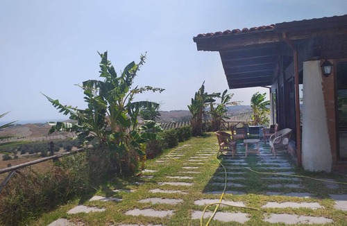 Badolato Cottage | Ancient farmhouse on the Gallelli estate