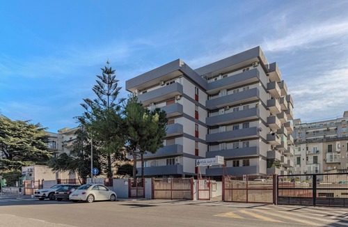 Municipio 2 Apartment | Andrea's home Bari