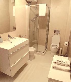 Tolentino Apartment | Angelina Urban Lodge