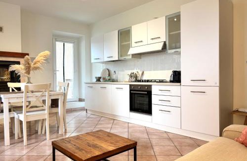 Ostra Apartment | Antica Colombaia Apartments