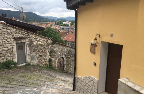 Castel di Sangro House | ANTICA NEVIERA HOUSE