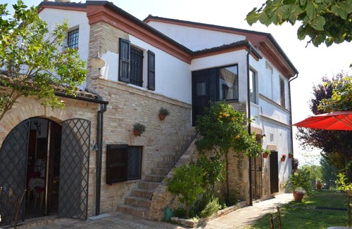 Civitanova Marche Bed & Breakfast | Antico Casale Fossacieca