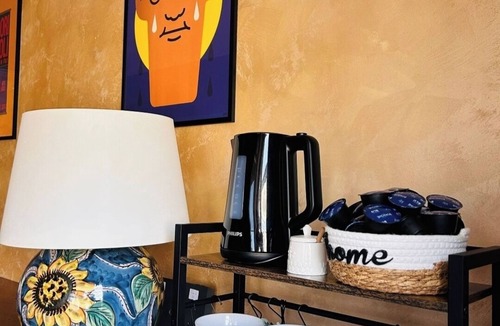 Fuorigrotta Apartment | Antonio's Home: Naples, Fuorigrotta.For families and friends. Pets friendly