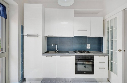 Castellabate Apartment | Apartment 'Polverino' with Mountain View, Private Garden and Wi-Fi