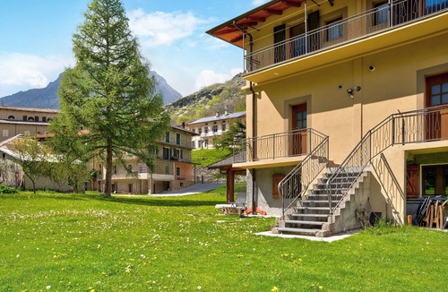 Acceglio Apartment | Apartment 'Alta Valle Maira C' with Mountain View, Shared Garden and Wi-Fi