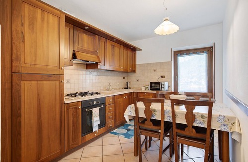 Charvensod Apartment | Apartment 'Ampaillan 002' with Private Terrace, Balcony and Wi-Fi