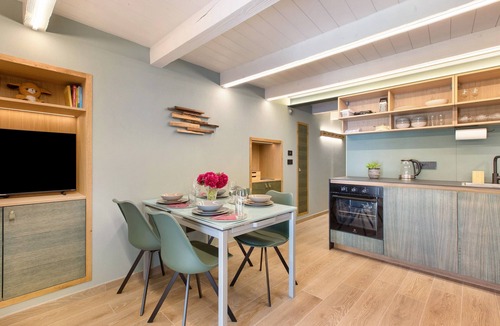 Aosta Apartment | Apartment 'Appartamento 4' with Mountain View, Wi-Fi and Air Conditioning