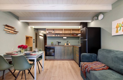 Aosta Apartment | Apartment 'Appartamento 4' with Mountain View, Wi-Fi and Air Conditioning