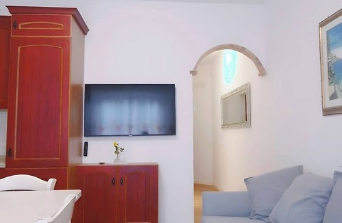 Sirolo Apartment | Apartment at Siria's in Sirolo - relaxation, comfort, sea and parking