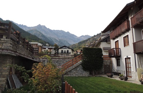 Bardonecchia Apartment | Apartment Baita Virginia 4/6 people- Borgo Vecchio - Bardonecchia