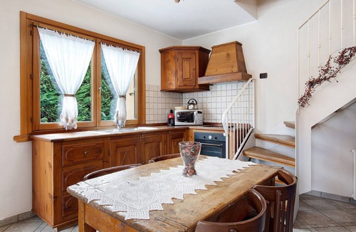 Pila Apartment | Apartment 'Bilocale 1' with Mountain View, Shared Terrace and Wi-Fi