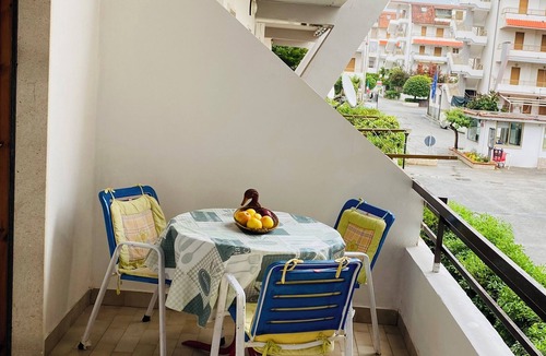 Scalea Apartment | Apartment 'Blaue Rose' with Mountain View and Balcony