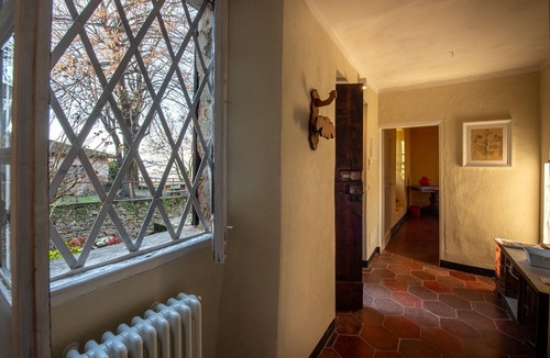 Saint-remy-de-provence Apartment | Apartment 'Casa Dolcetto' with Private Terrace, Shared Garden and Wi-Fi