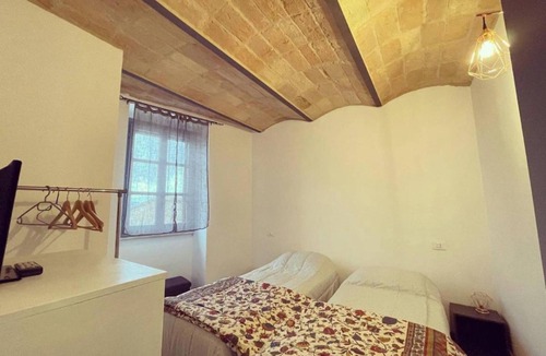 Montone Apartment | Apartment 'Casa Di Duccio' with Private Garden and Wi-Fi