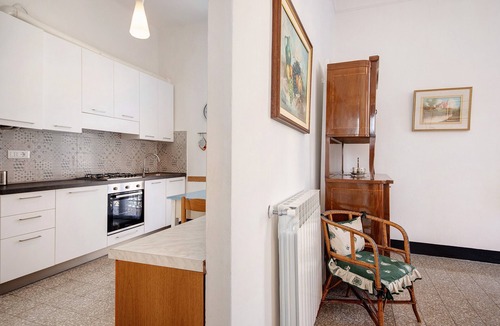 Levanto Apartment | Apartment 'Casa Mare Levanto 2' with Private Terrace and Wi-Fi