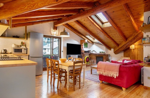 Gressan Apartment | Apartment 'Casa Olma' with Mountain View, Private Terrace and Wi-Fi