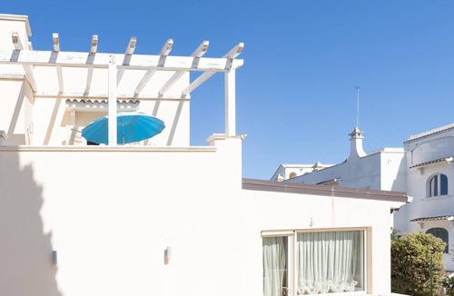 Municipio 1 Apartment | Apartment 'Casa Torre Di Specchio with Pool' – Wi-Fi and Air Conditioning