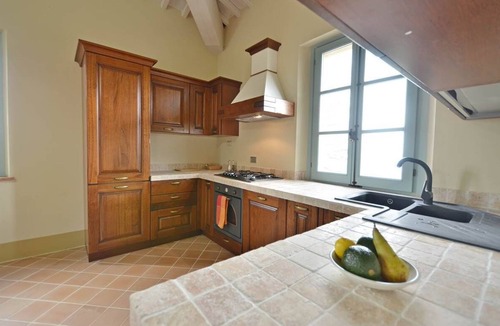 Trequanda House | Apartment Cipresso - Cignella Resort Accommodation in Tuscany