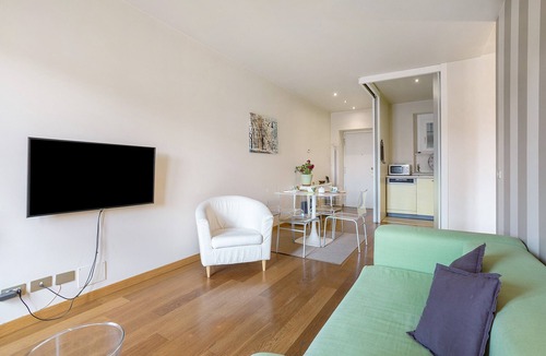 Ticinese Apartment | Apartment "Crocetta 10" in City Centre with Wi-Fi