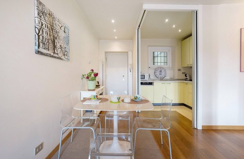 Ticinese Apartment | Apartment "Crocetta 10" in City Centre with Wi-Fi