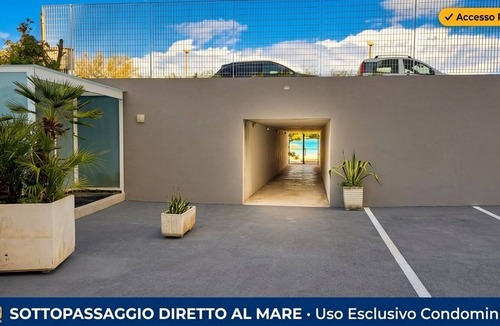 Casabianca di Fermo Apartment | Apartment Facing the Sea Parking Beach