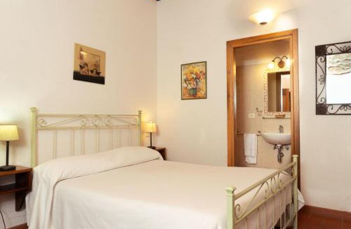 Rapale Apartment | Apartment Filippo' Ferienwohnung mit Schwimmbad by Interhome