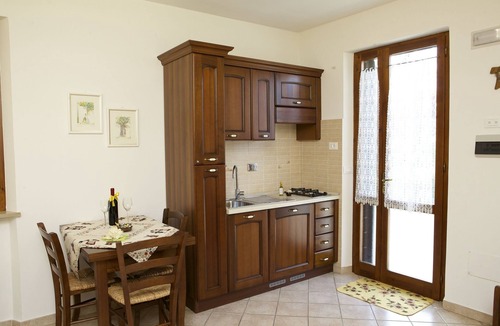 Assisi Apartment | Apartment i Girasoli in Farmhouse near Assisi