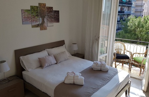 Falconara Marittima Apartment | Apartment 'Il Nido Di Pikki' with Sea View, Balcony and Wi-Fi