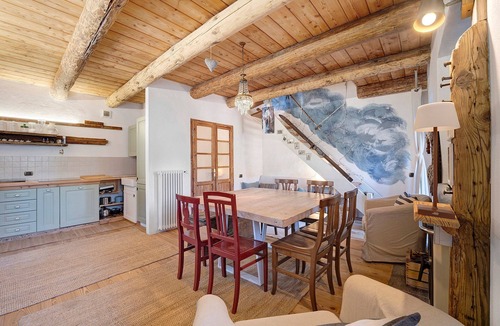 Montecrestese House | Apartment in a Medieval House