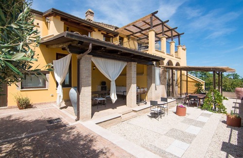 San Savino Apartment | Apartment in Ascoli Piceno near Sandy Beach