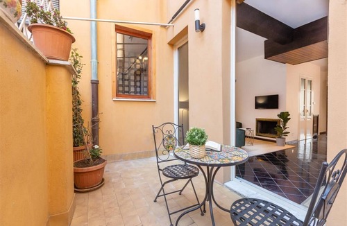 Rione XIV Borgo Apartment | Apartment in Borgo Angelico, characteristic neighborhood of ancient Rome