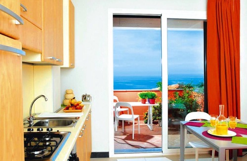 Cogoleto Apartment | Apartment in Cogoleto with pool