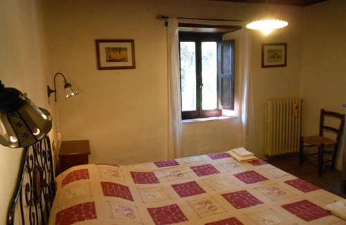 Viterbo House | Apartment in Country House La Meridiana Strana with pool