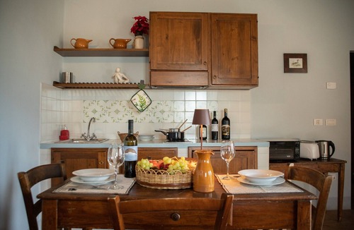 Assisi Apartment | Apartment in farmhouse with pool