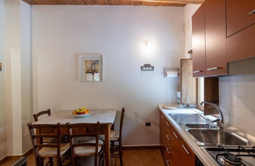 Furlo House | Apartment in Furlo Reserve with Saltwater Pool