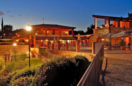Magliano in Toscana Apartment | Apartment in Magliano with shower