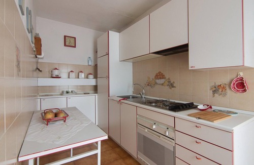 Borgiano di Serrapetrona Apartment | Apartment in Marche near Lame Rosse