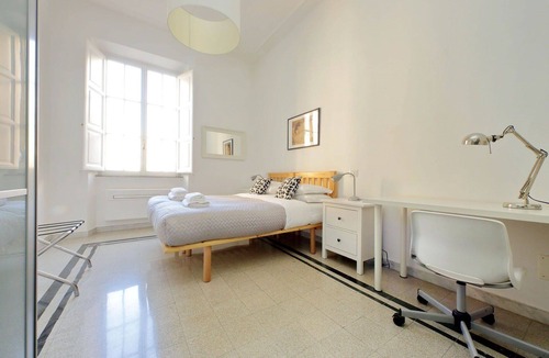 Trastevere Apartment | Apartment in Rome with 3 bedrooms sleeps 6