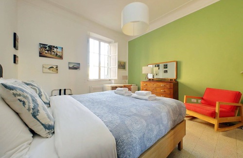 Trastevere Apartment | Apartment in Rome with 3 bedrooms sleeps 6
