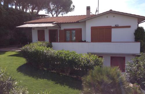 Capoliveri Apartment | Apartment in villa 2 to 4 persons with large garden stella