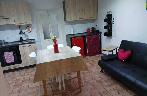 Subbiano Apartment | Apartment "La Finestra sul Fiume" with Private Terrace