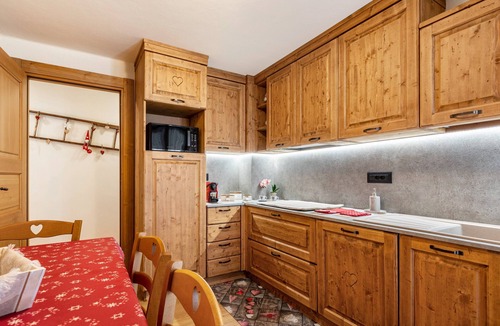 Cogne Apartment | Apartment 'La Maison Des Coeurs, Cogne' with Mountain View, Private Terrace & Wi-Fi